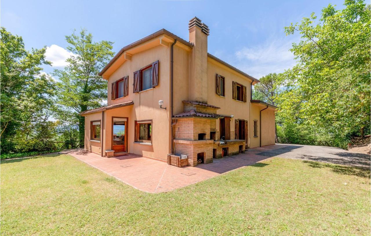 Nice Home In San Giustino Pg Kültér fotó