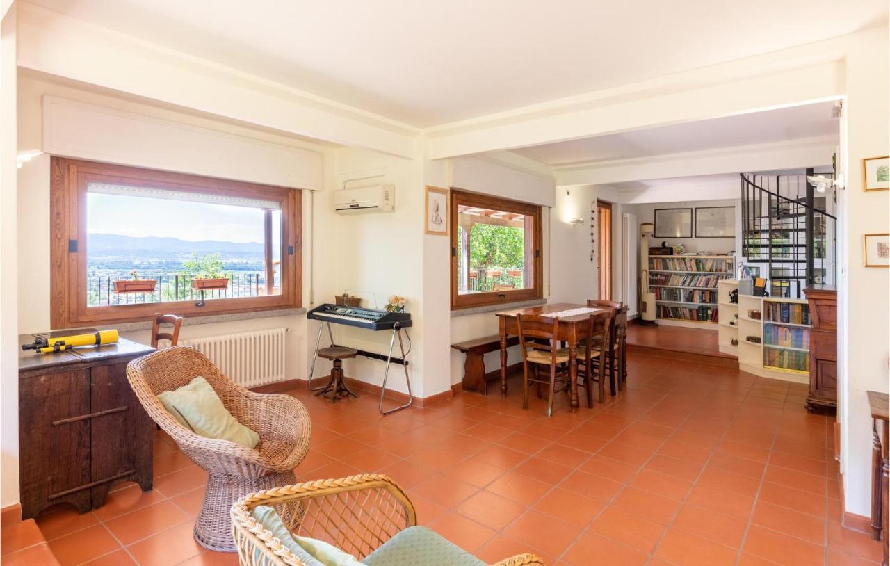 Nice Home In San Giustino Pg Kültér fotó