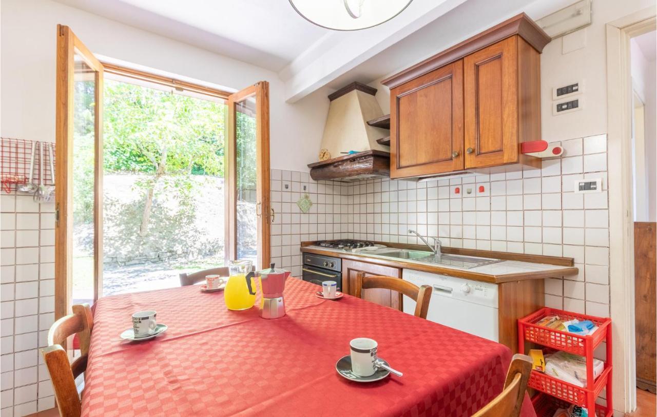 Nice Home In San Giustino Pg Kültér fotó